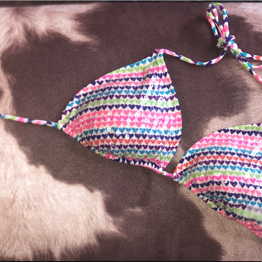 Aéropostale Sequence Heart Swimsuit Top